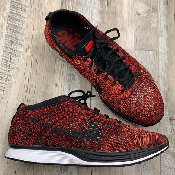 Nike Flyknit Racer